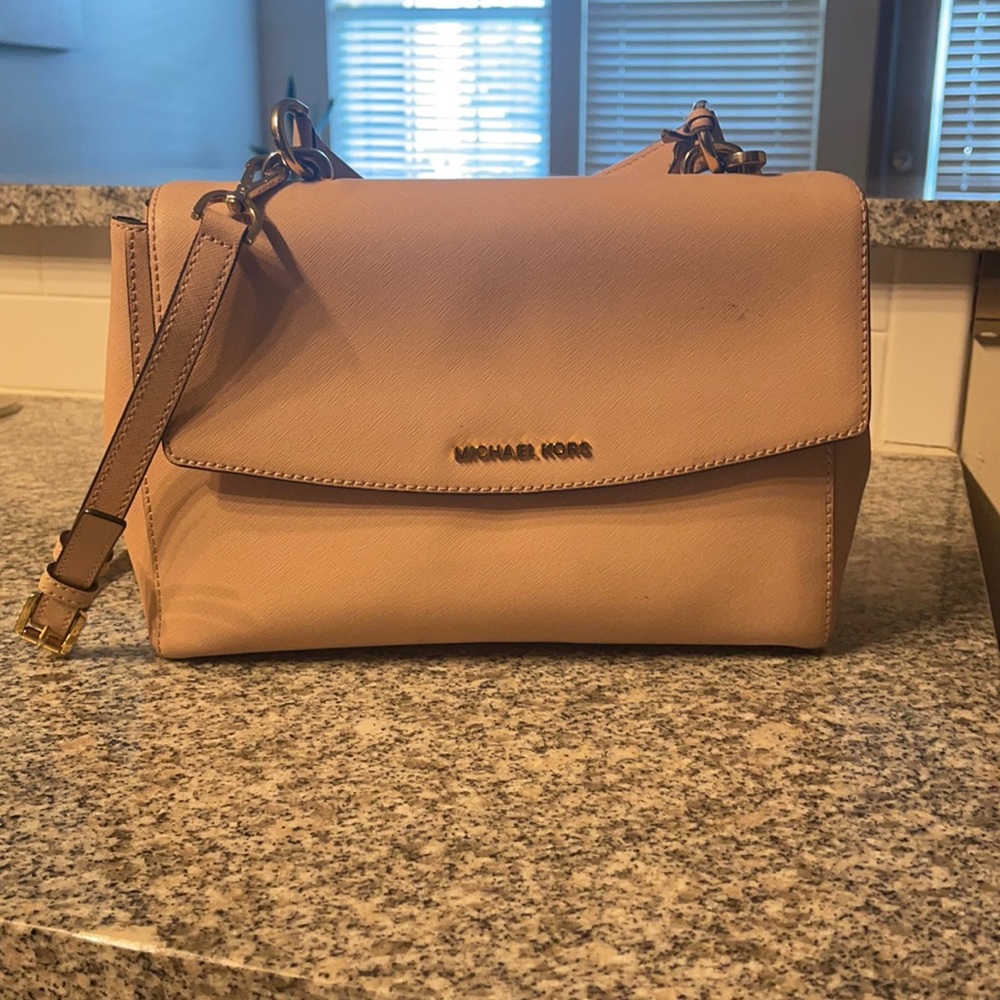 Michael Kors crossbody